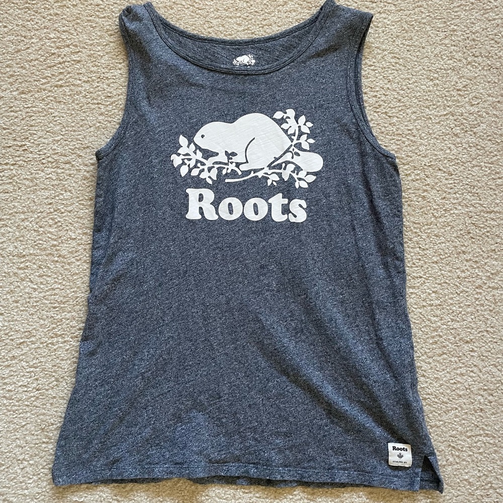 Women’s Roots brand sleeveless t-shirt gray medium